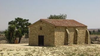 abandoned village in Ayios Sozomenos