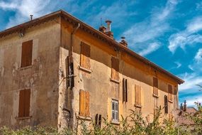 abandoned orange house