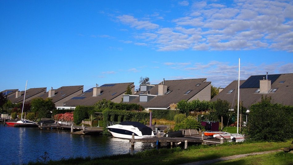 solar panels Netherlands Almere