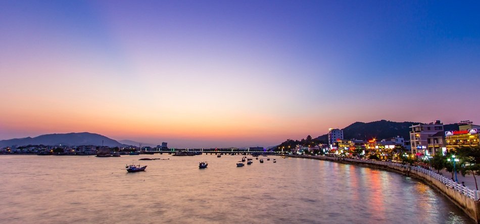 Hoằng Than sunset pearl