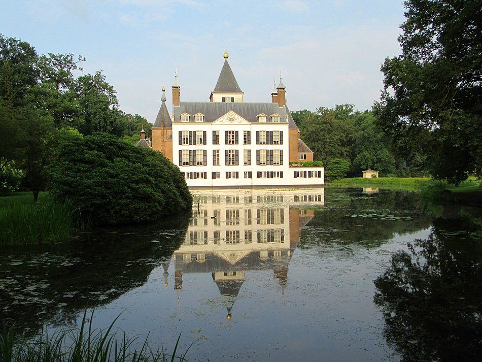 knight's castle on the lake