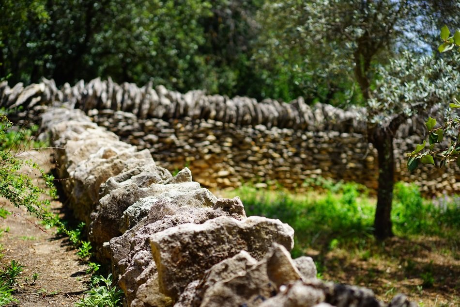 dry masonry in an open-air museum in France