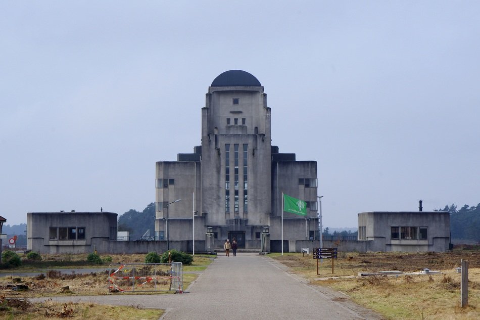 flags building in the netherlands