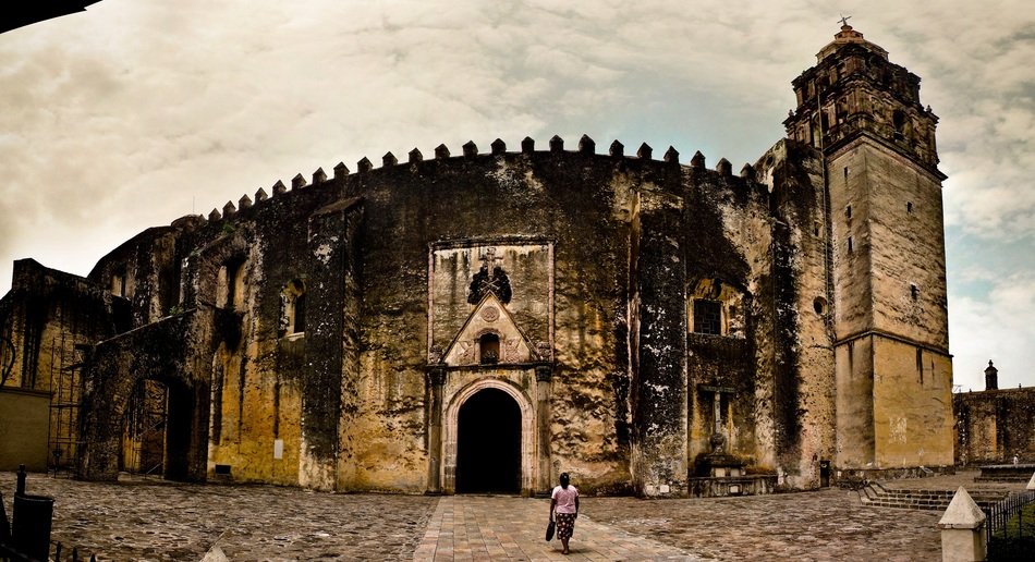 facade of the cathedral in Cuernavaca