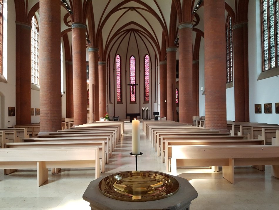 impeccably beautiful provost church of the sacred heart