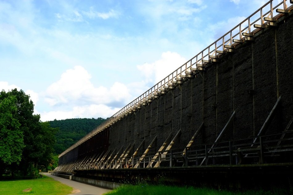 Saline large manmade structures