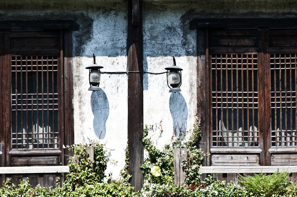 the lights in the old building