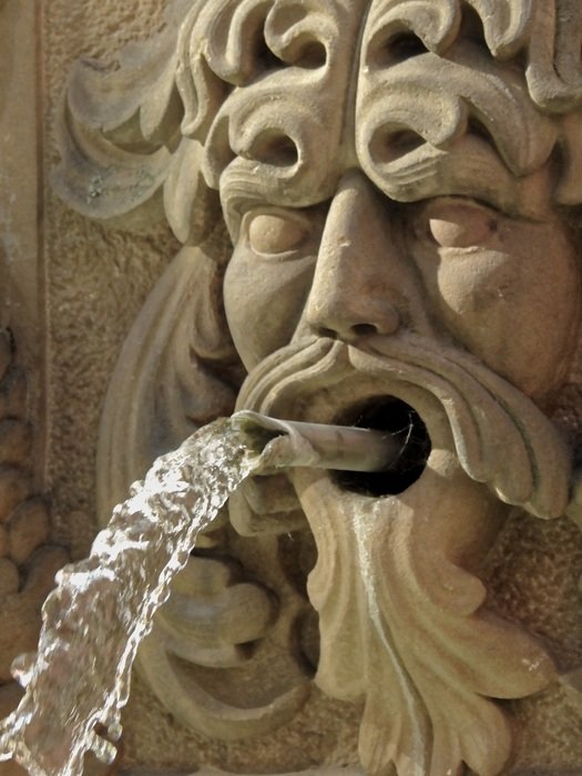 strikingly beautiful Fountain