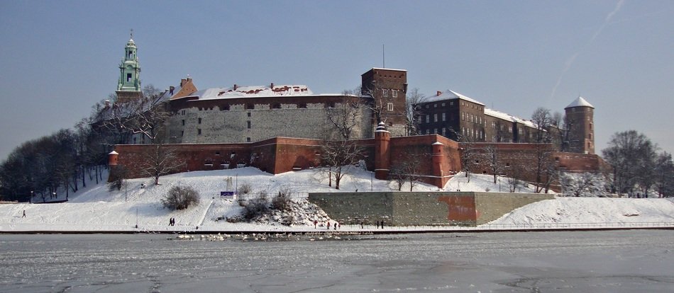 castle in krakow in winter
