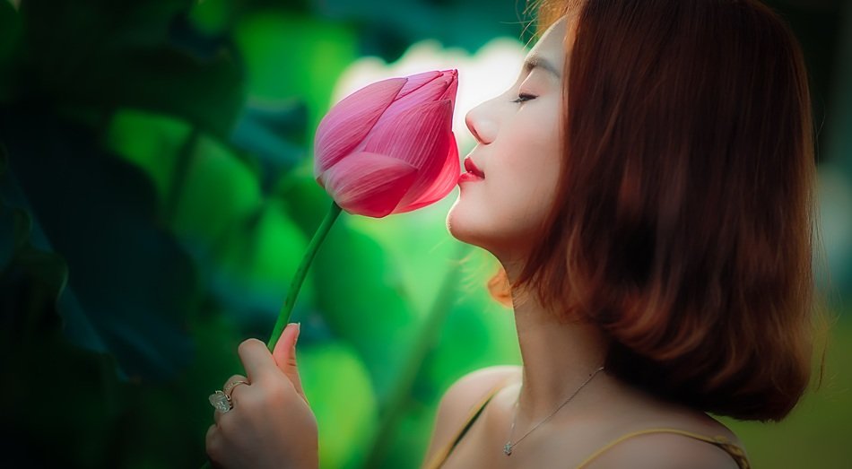 Vietnam Girl Women Sunny Flower