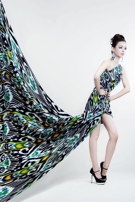 Girl With A Cloth Photoshoot