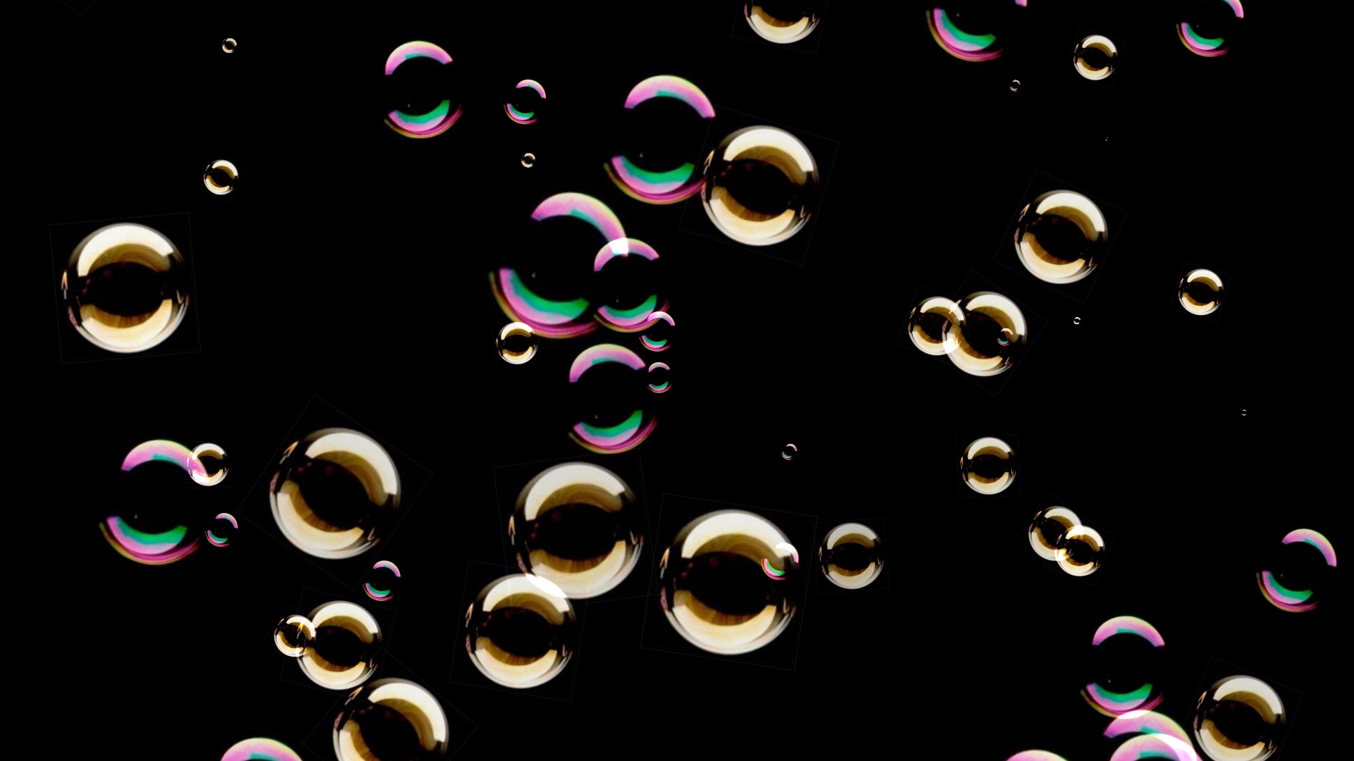 Мыльные пузыри на черном фоне