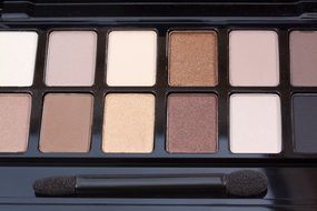 eye shadows make up