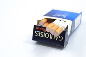cigarettes gauloises