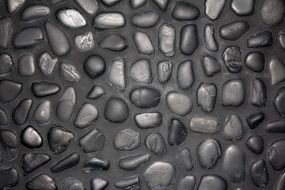 pebble wall in black and white