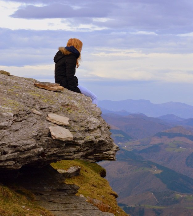 Mountain Thinking Background