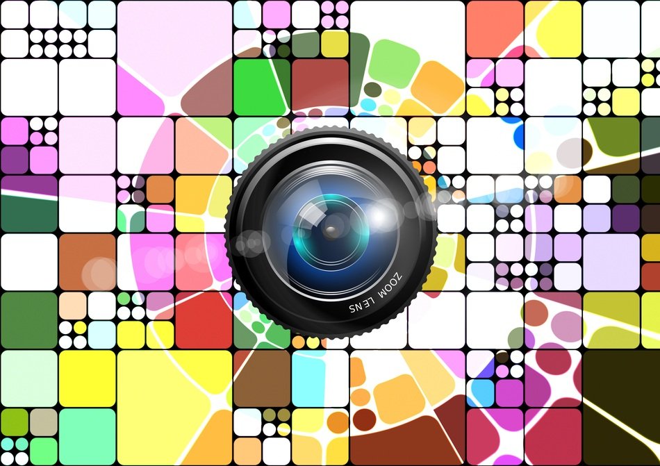 lens on a background of squares of different sizes