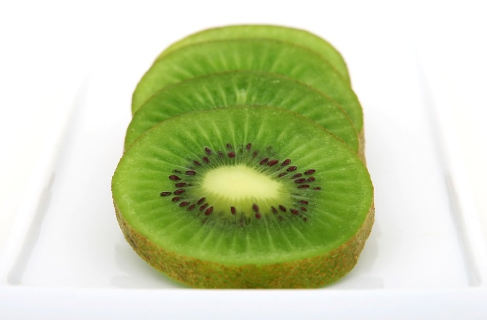 Kiwi Sliced Background Bitter