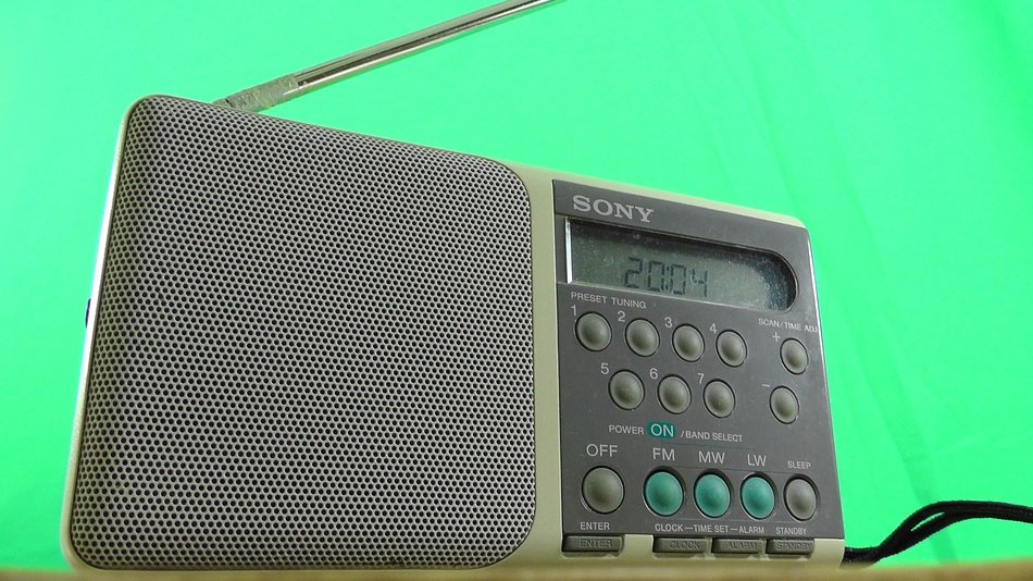Radio Small Green Background