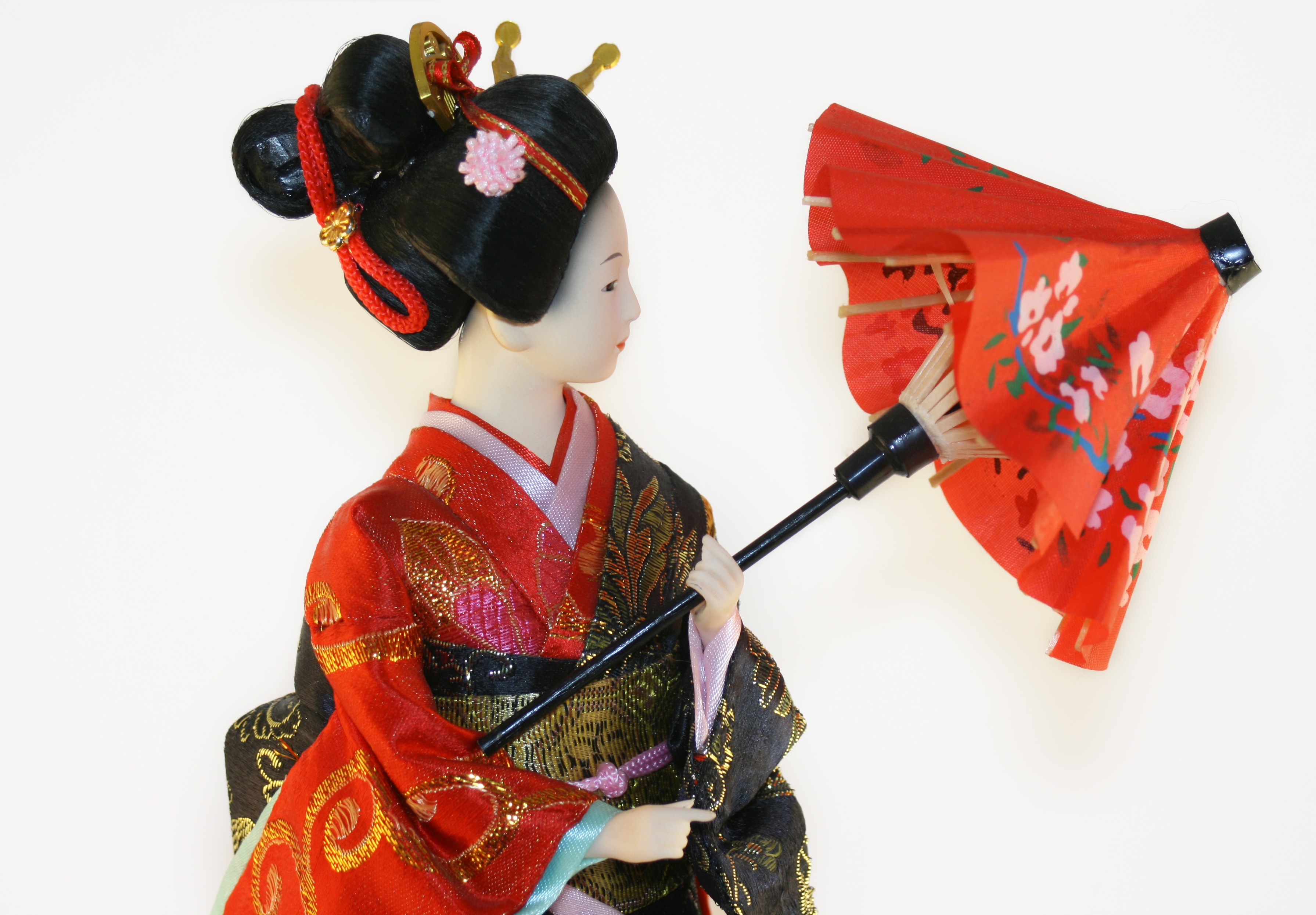 File size: 1.4Mb, japanese geisha doll with red umbrella picture with tags:...