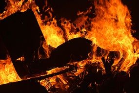 wallpaper with orange blazing bonfire