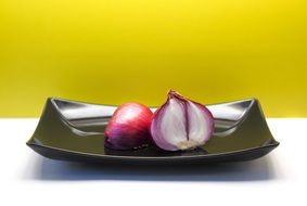 Onion Vegetables Black Plate