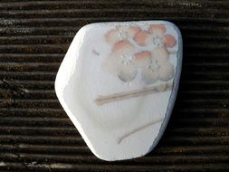 Shard White Sanded Floral Design