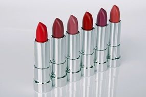 six shades of red lipstick