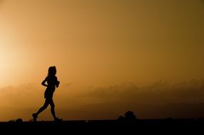 Silhouette Runner Female