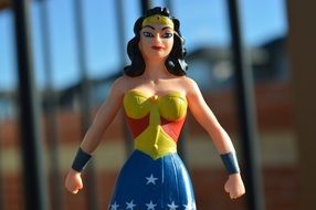 Wonder Woman statue