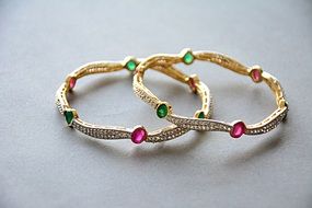 insanely beautiful Fashion Jewelry