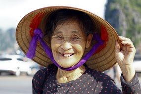 Portrait of the old Vietnamese woman