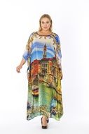 plus size model in tunic