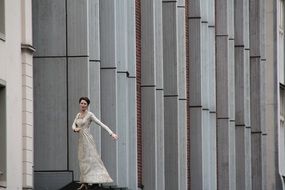 Sculpture Woman in white dress