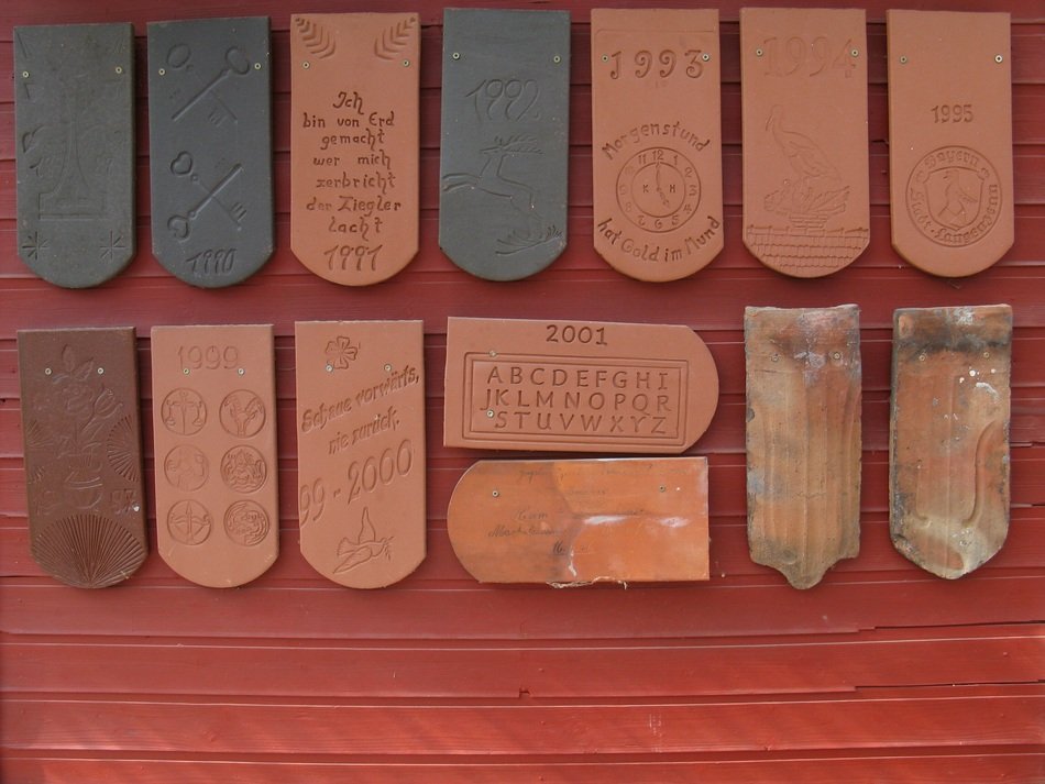 Brick Tile Year Brick Wall Red