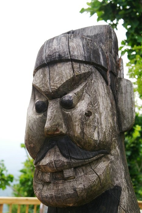 The Korean Totem Pole Folk Born
