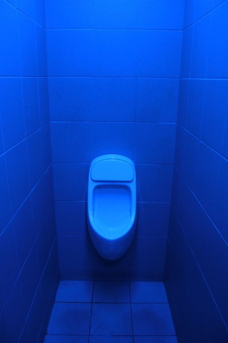 Toilet For Men Blue Oil