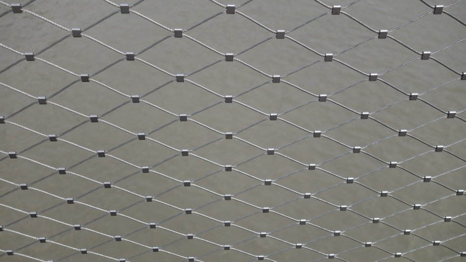 metal bridge wire railing