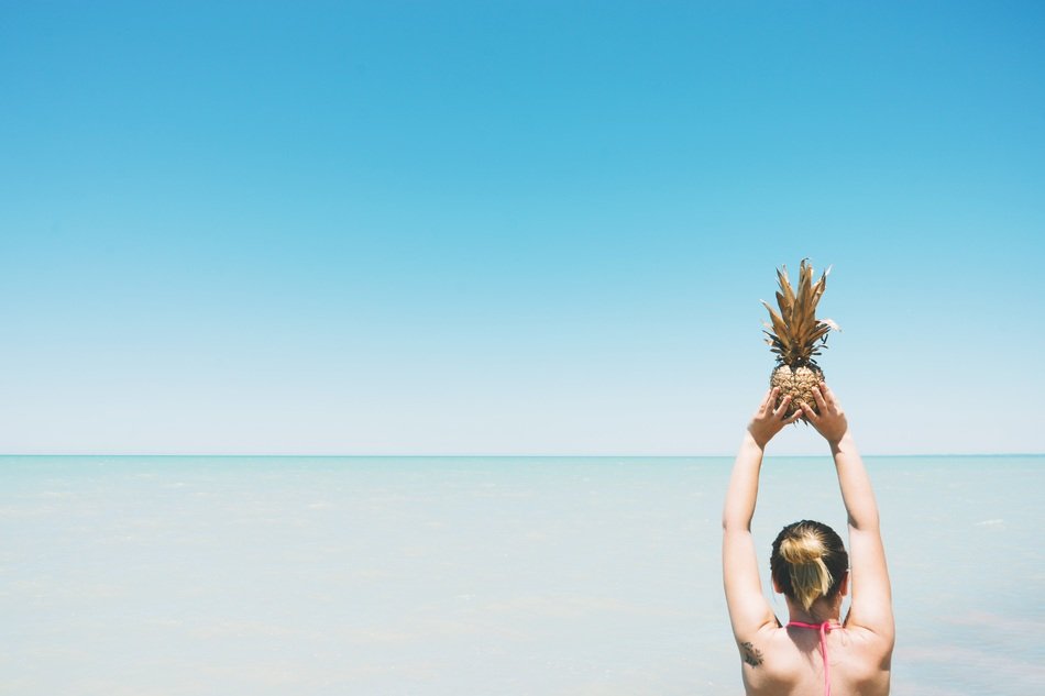 Girl with the pineapple