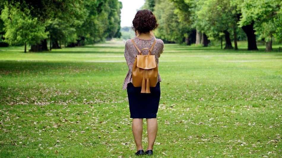 Picture of the woman in a park
