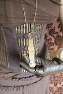 exclusive jewelry on the neck of a woman