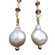 Pearls earrings
