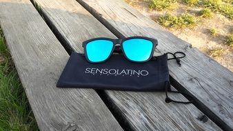 sunglasses sensolatino
