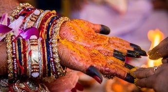 hena mehndi before wedding ceremony