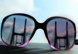 picture of the sunglasses and bridge