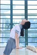 chinese student girl threw back her head