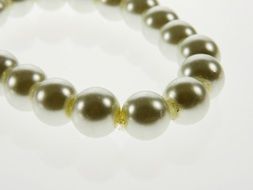vintage pearl necklace