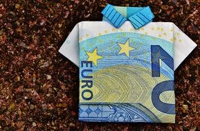 Shirt euro Bill