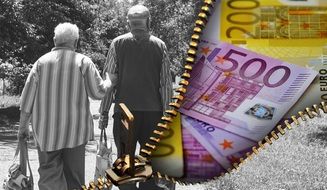 Photo of pensioners and of banknotes