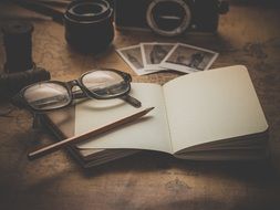 notepad and vintage pictures of London